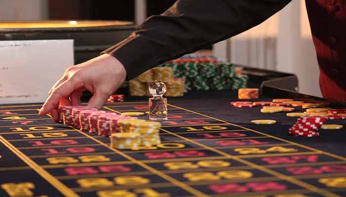 Chơi slot tại M88 thưởng nạp đầu lên tới 300%